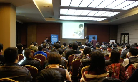TOP 100 峰会